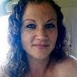 Meet your Posher, Elaina